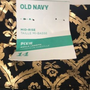 Mid Rise Pixie Ankle Length Pant